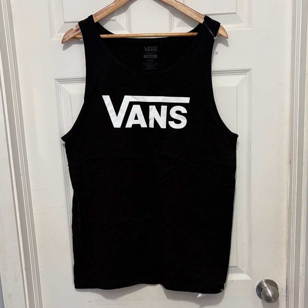Men’s NWOT Vans Black and White Logo Tank